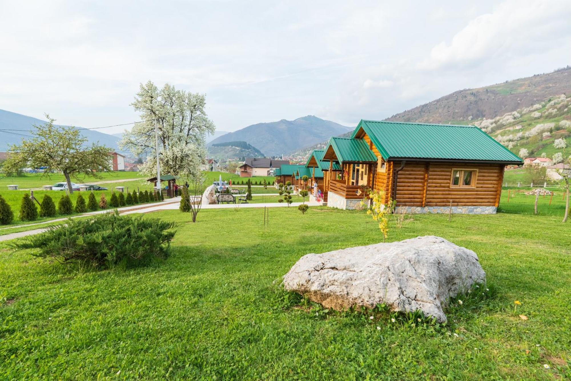 Villa Salerno camp Plav Esterno foto