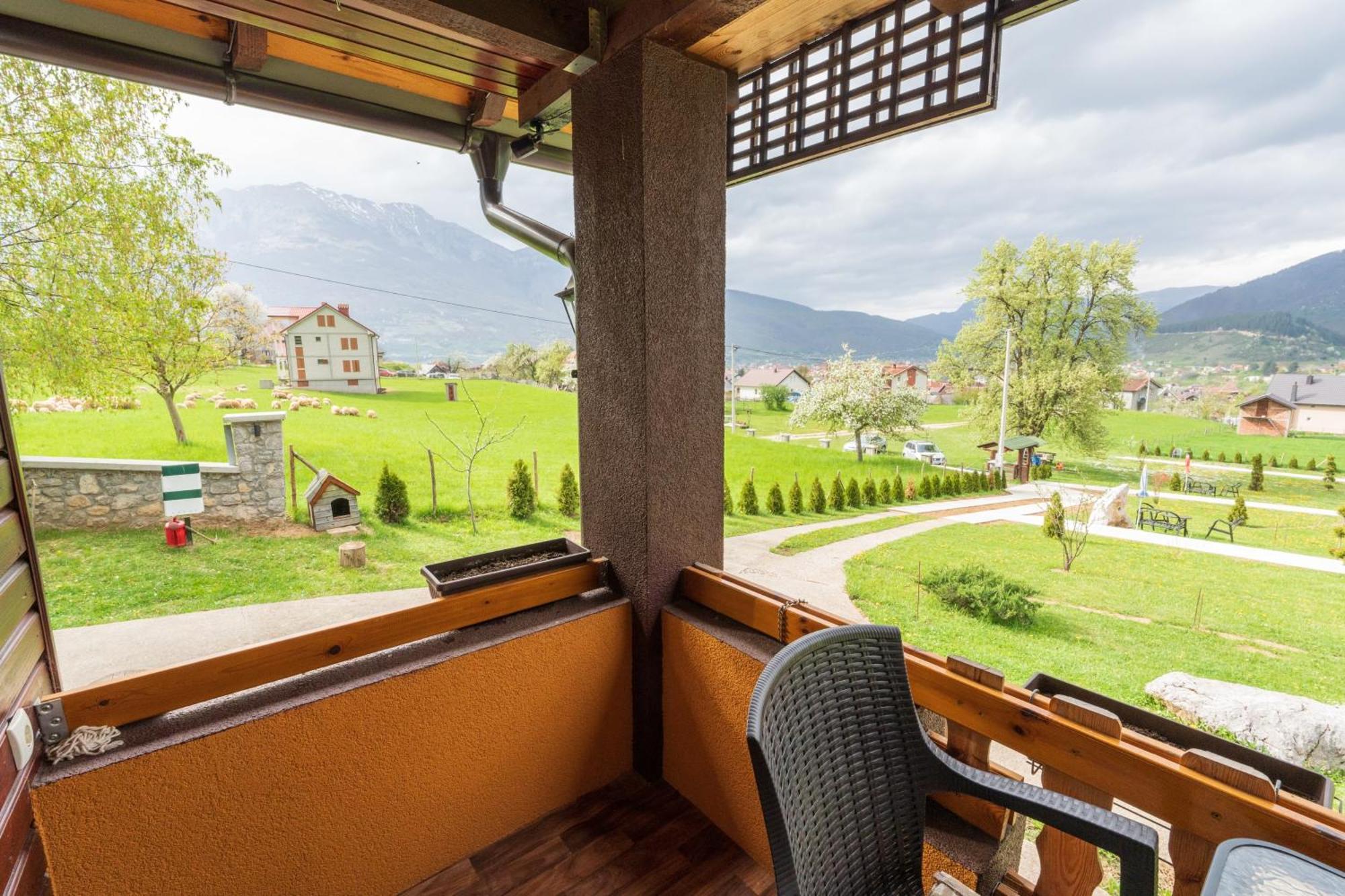Villa Salerno camp Plav Esterno foto
