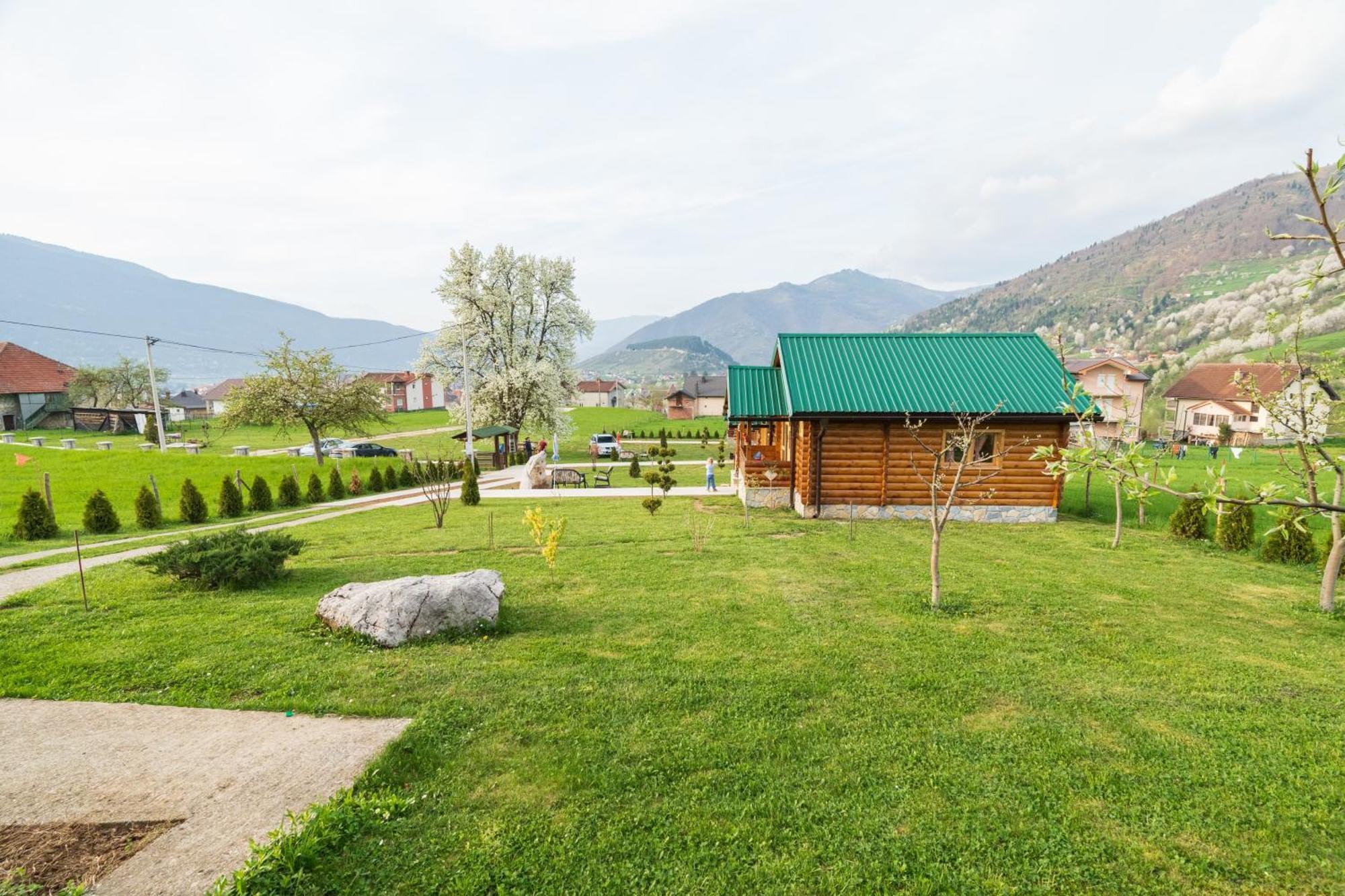 Villa Salerno camp Plav Esterno foto