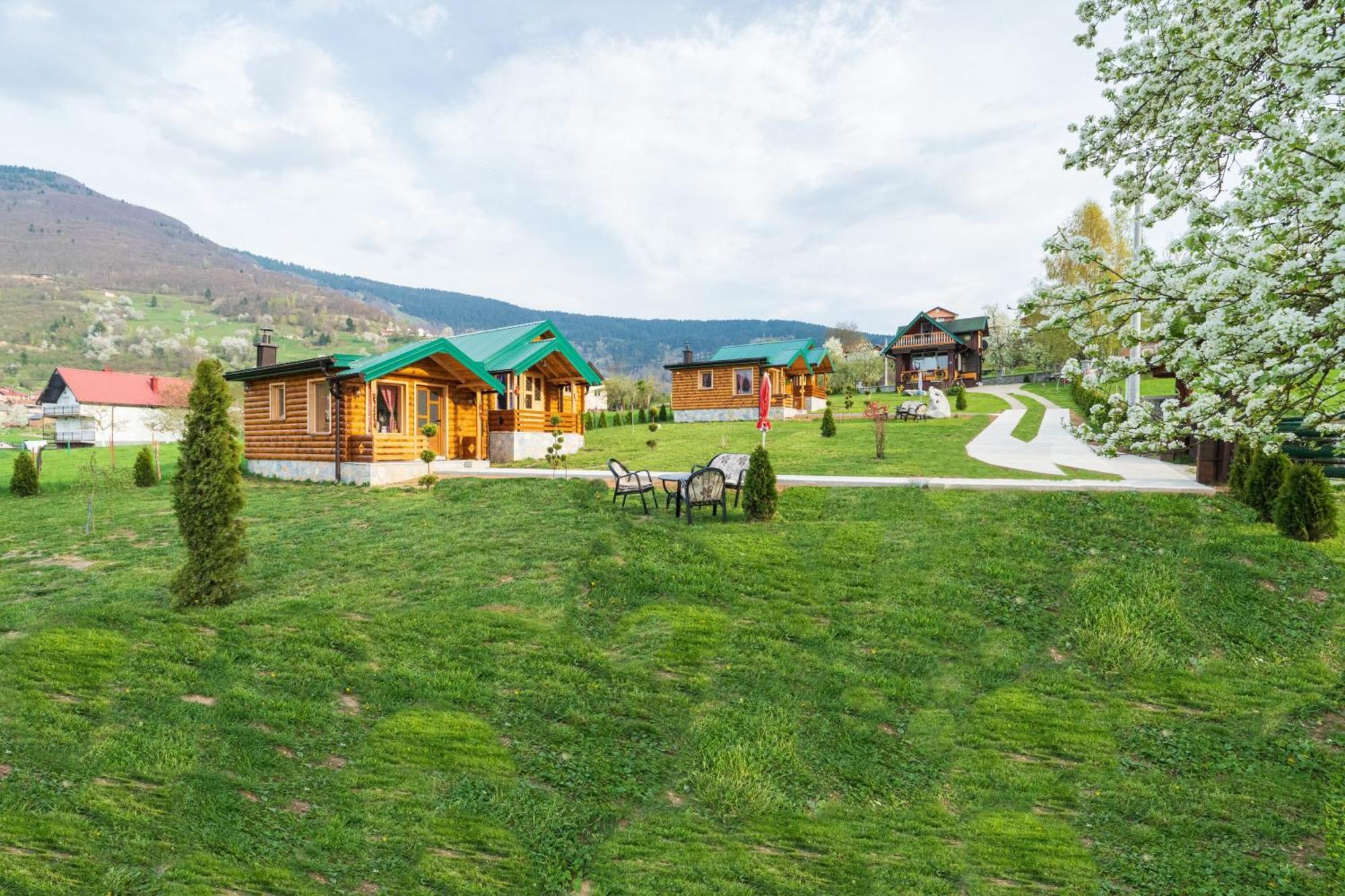 Villa Salerno camp Plav Esterno foto